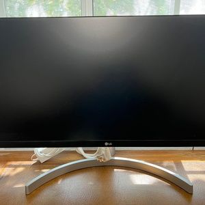 LG 29WN600 - W Computer Monitor